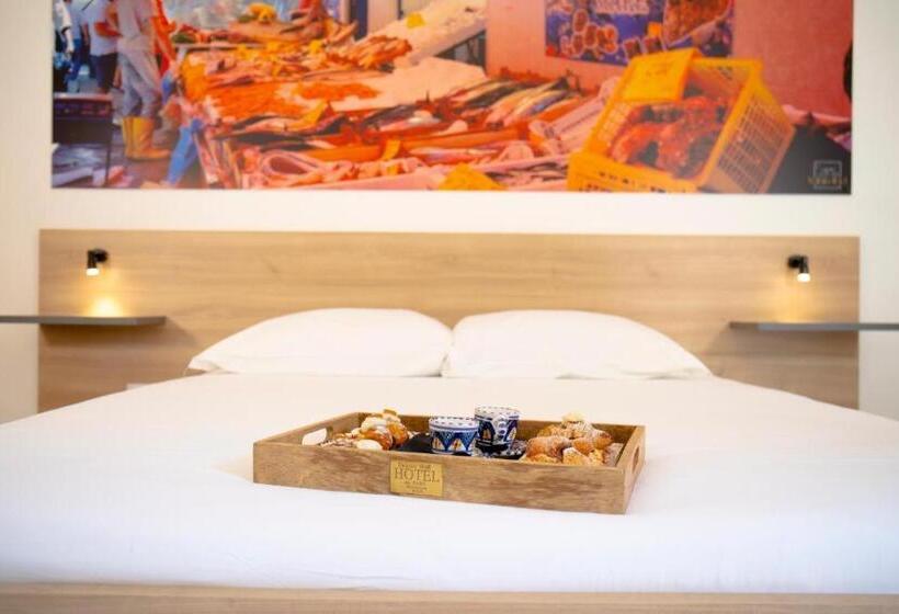 带大床的豪华间, Ballarò