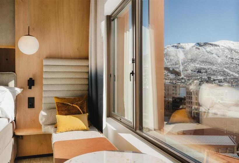 디럭스 룸 킹사이즈 침대, The Dock 69 39 By Scandic