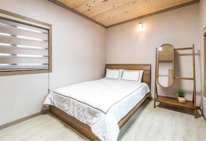 スタンダードスタジオ, Namhae Yanghwa Seaside Pension