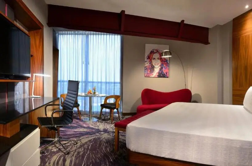 キングサイズベッドのスーペリアルーム, Hard Rock Hotel Guadalajara