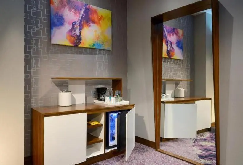 キングサイズベッドのスーペリアルーム, Hard Rock Hotel Guadalajara