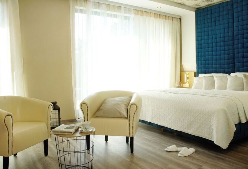 غرفة ديلوكس مزودة بشرفة, Athen Kelsterbach Frankfurt Airport