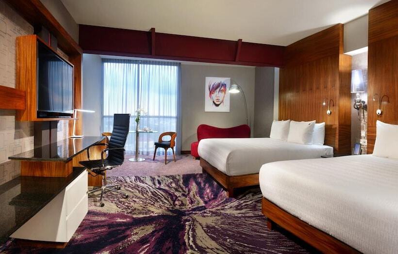 Номер Deluxe, Hard Rock Hotel Guadalajara