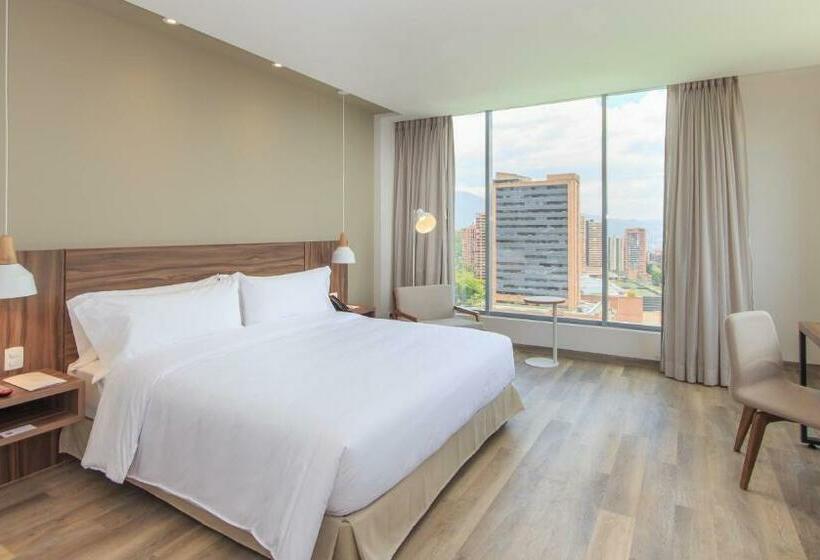 Номер Deluxe Кровать Кинг, Novotel Medellin El Tesoro