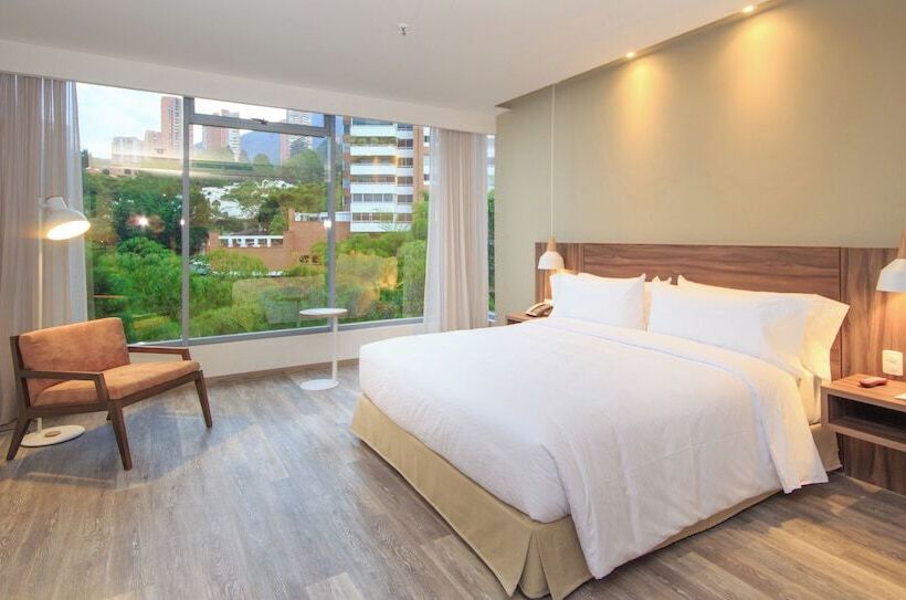 Люкс Superior, Novotel Medellin El Tesoro