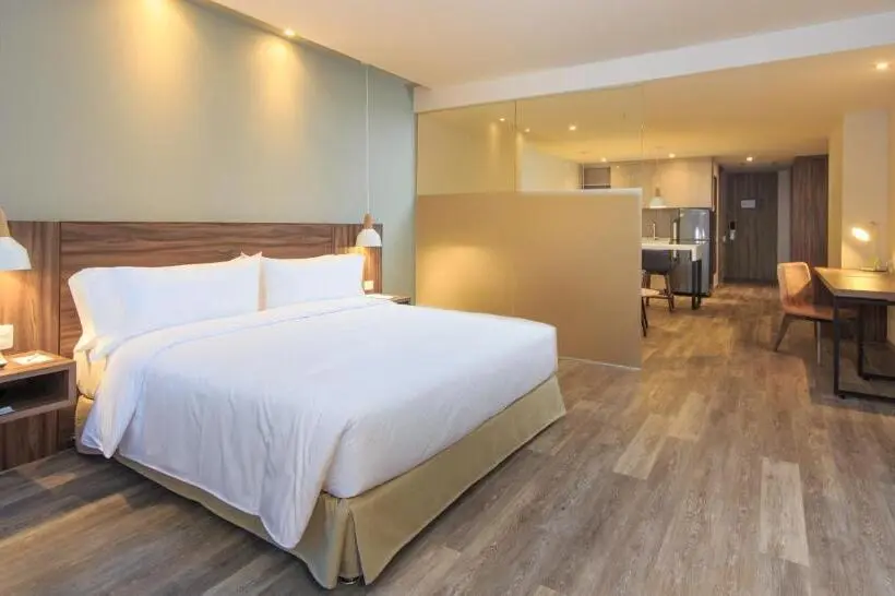 スーペリアースイート, Novotel Medellin El Tesoro