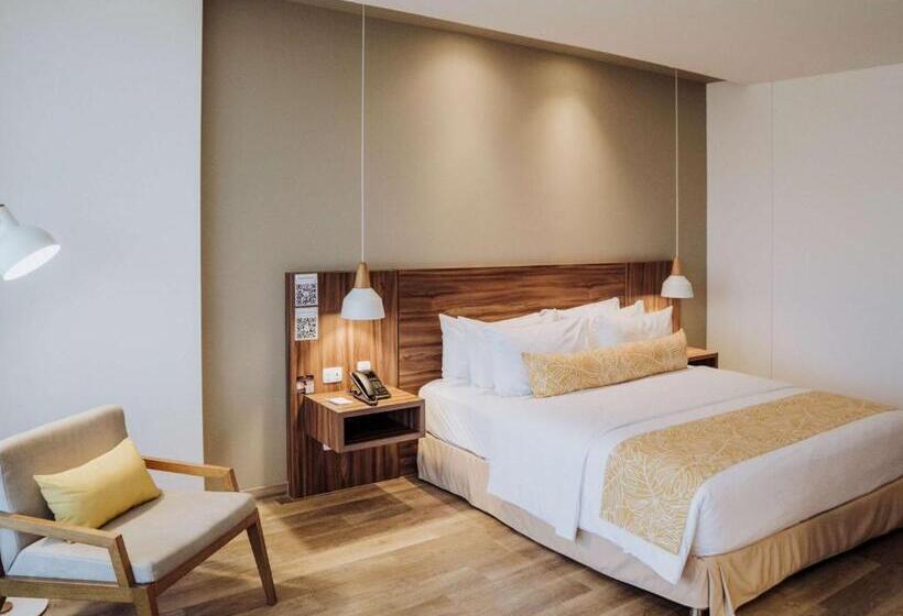 Номер Executive, Novotel Medellin El Tesoro