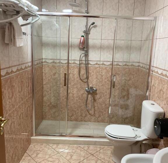 标准三人间, Rooms Dionis