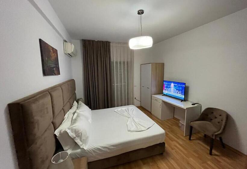 带阳台的豪华间, Rooms Dionis