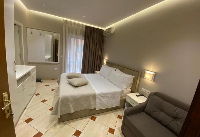 带阳台的豪华间, Rooms Dionis