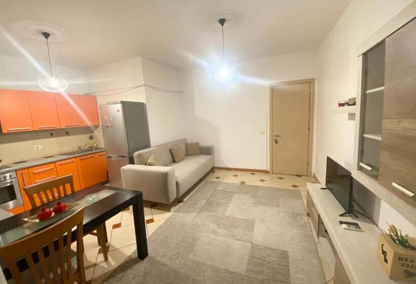 带1个卧室的带阳台的公寓, Rooms Dionis