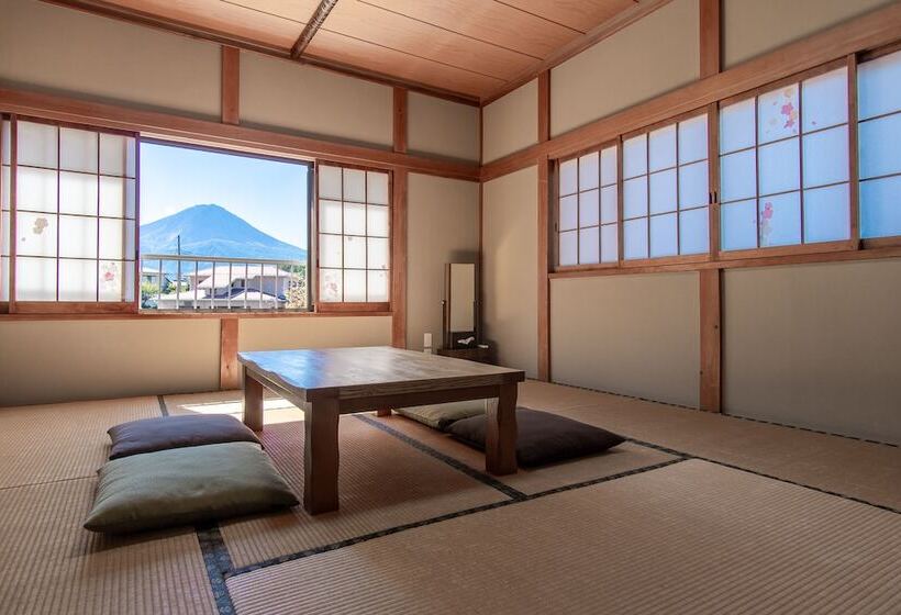 패밀리 룸 산 전망, Hostel Michikusaya