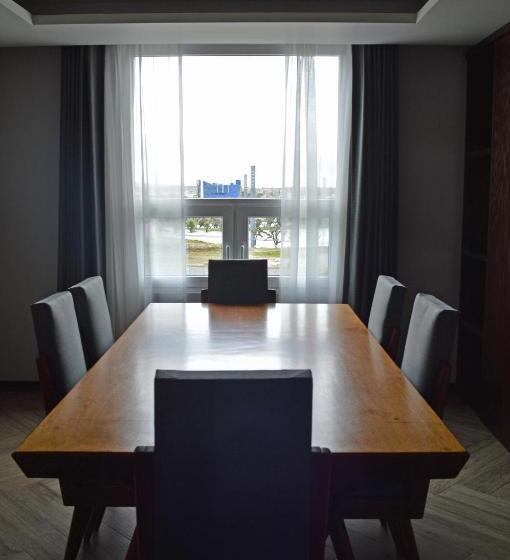 סוויטה דלוקס, Casa Basalto