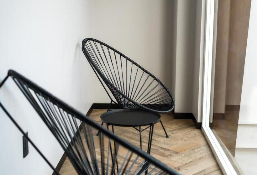 סוויטה דלוקס, Casa Basalto