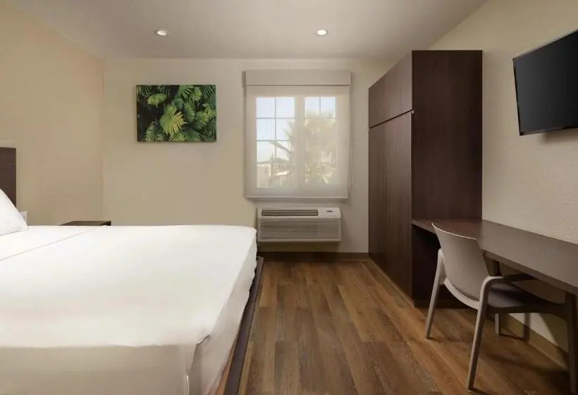 スイート, Extended Suites Saltillo Galerías