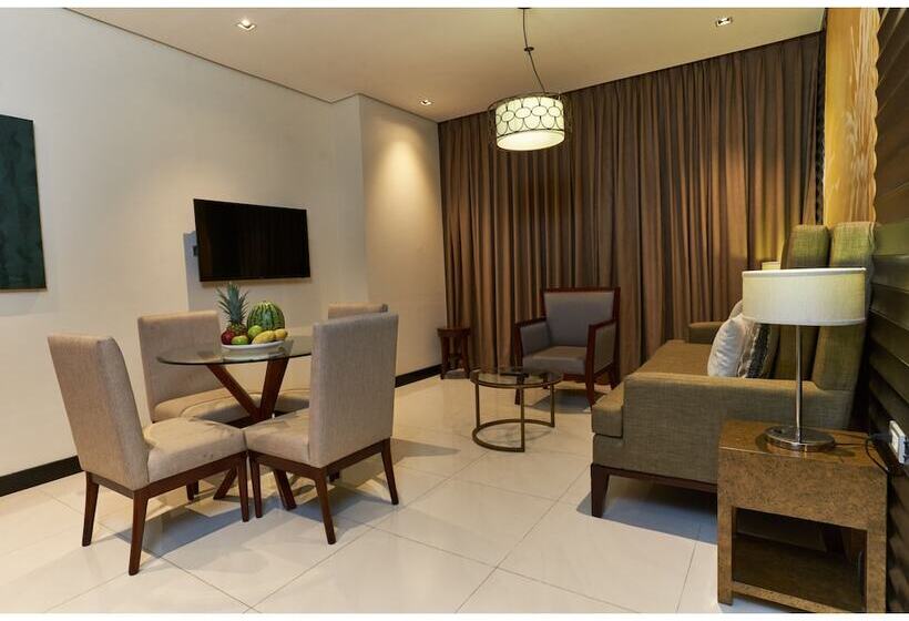 스위트, Summit Hotel Tacloban