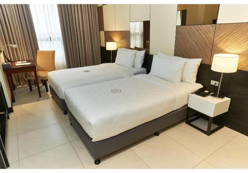 اتاق لوکس, Summit Hotel Tacloban