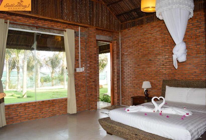 اتاق لوکس با چشمانداز دریا, Suoi Hong Resort