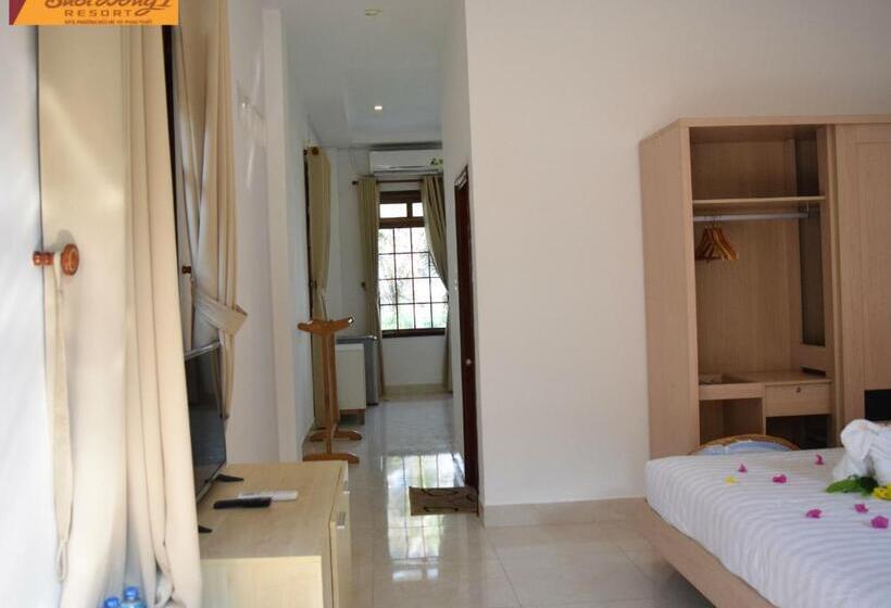 اتاق لوکس با چشم‌انداز دریا, Suoi Hong Resort
