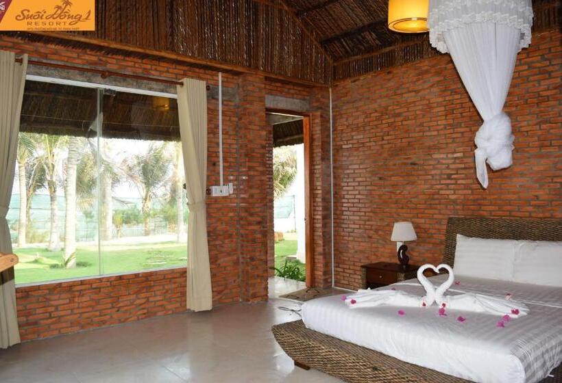 اتاق لوکس با چشمانداز دریا, Suoi Hong Resort