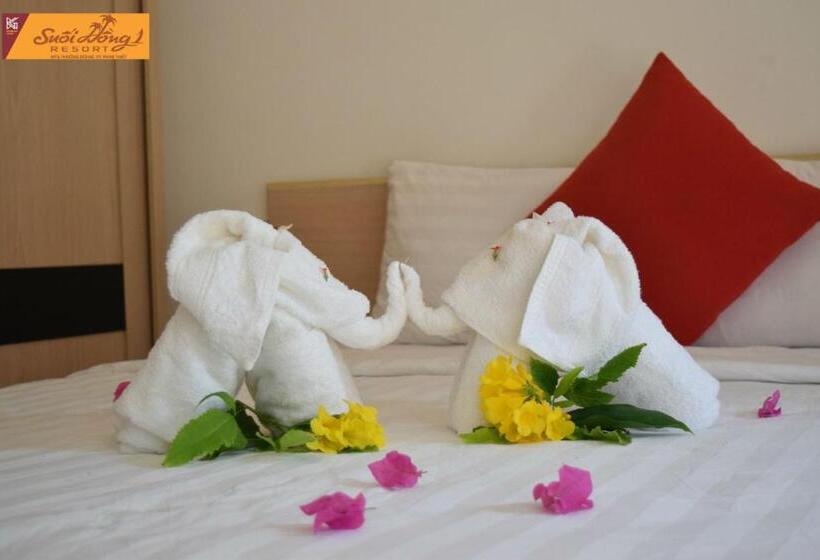 اتاق لوکس, Suoi Hong Resort