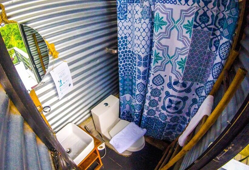 Deluxe Tent, The Birdhouse El Nido   Glamping