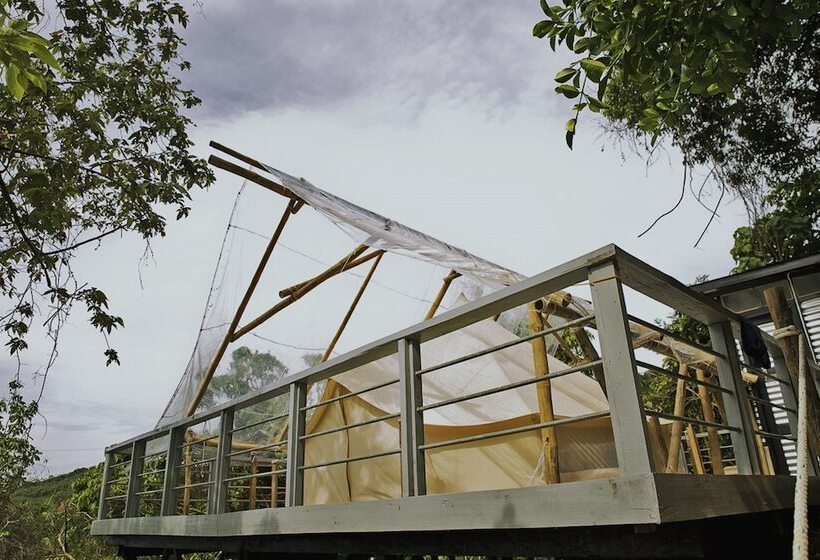 Deluxe Tent, The Birdhouse El Nido   Glamping