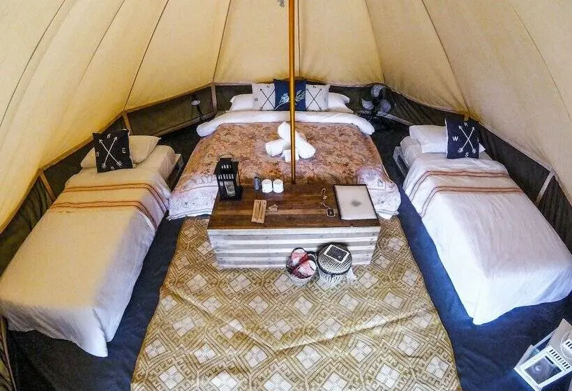 Deluxe Tent, The Birdhouse El Nido Glamping