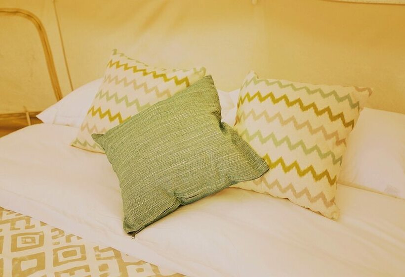 Deluxe Tent, The Birdhouse El Nido   Glamping