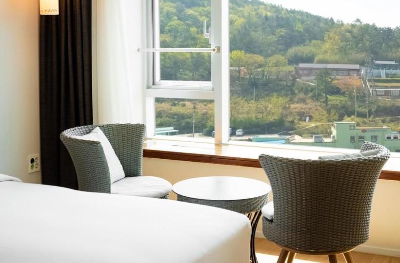 マウンテンビュースタンダードルーム, Yeosu Hotel Haven