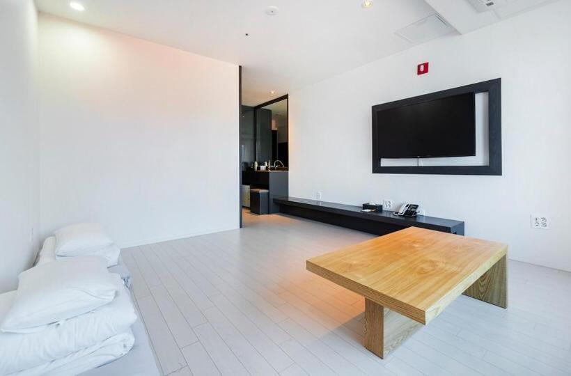 オーシャンビュースタンダードルーム, Yeosu Hotel Haven