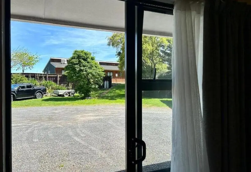 Standard-huone, Mystery Creek Motel