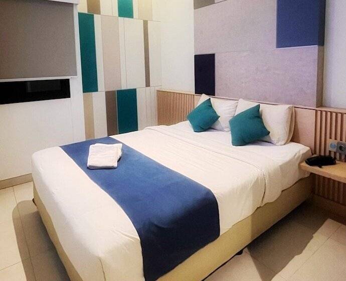 Camera Deluxe, Ixo Hotel Semarang