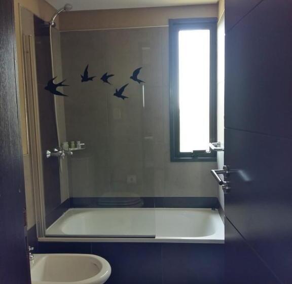 スーペリアースイート, A Hotel Decosuites