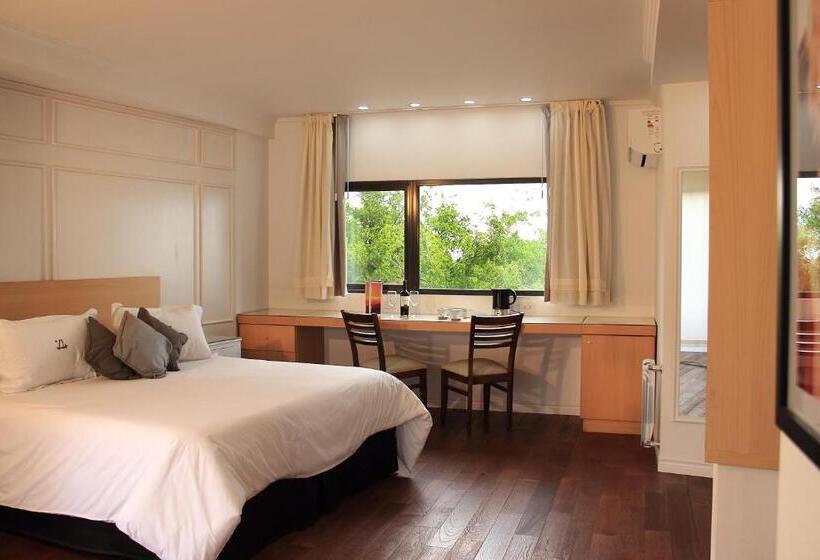 デラックスルーム, A Hotel Decosuites