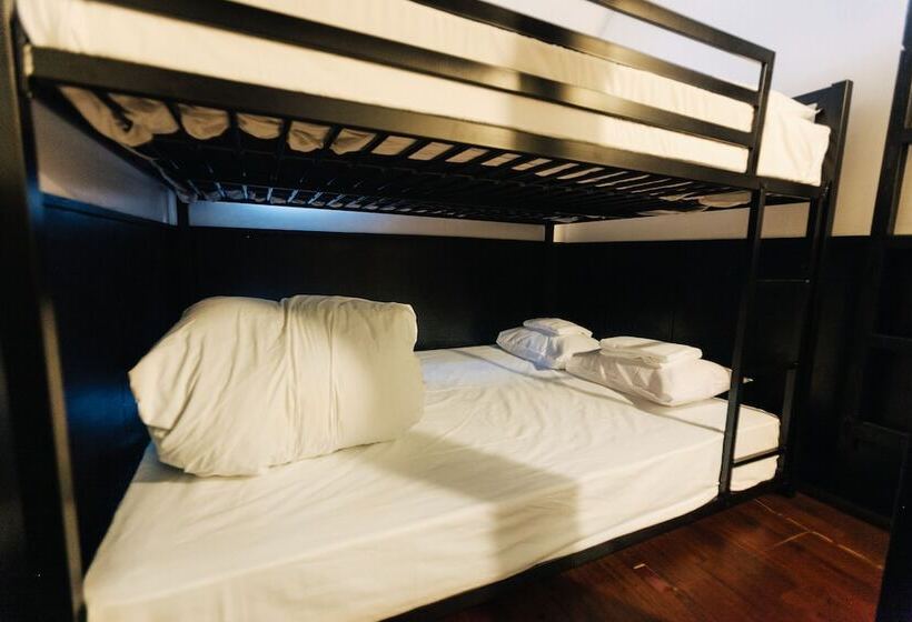 샬레, Niseko Ski Lodge