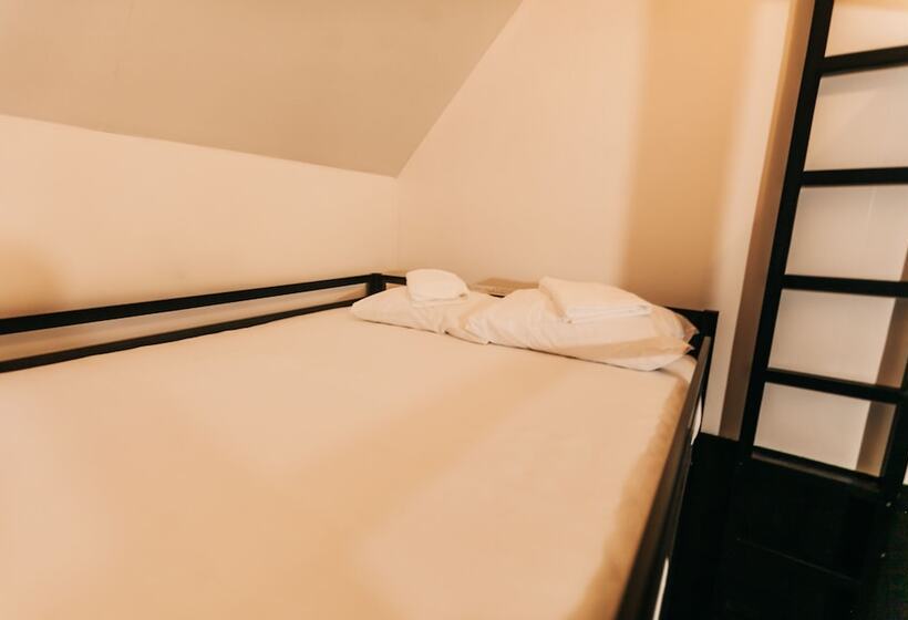 샬레, Niseko Ski Lodge