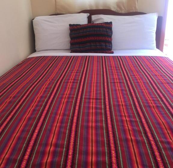 חדר אקונומי, Ambergris Sunset