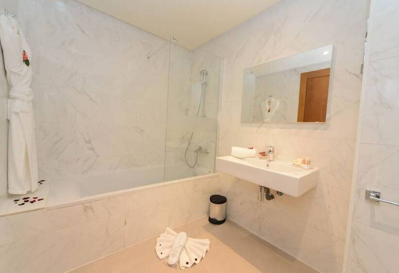 标准间, Golden Star Casablanca