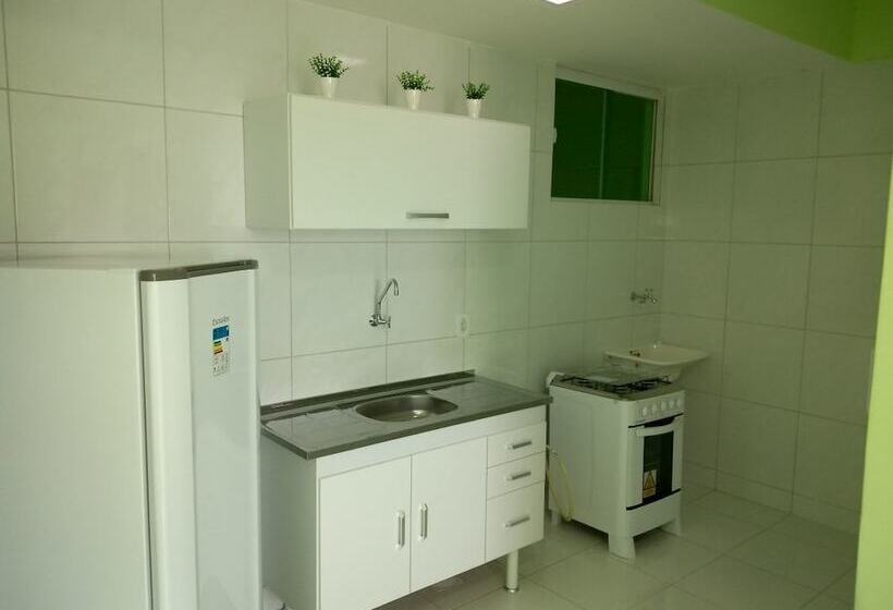 דירת שני חדרים, Letiva Arco