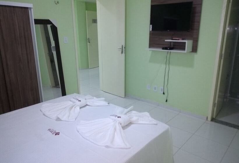 חדר דלוקס, Letiva Arco