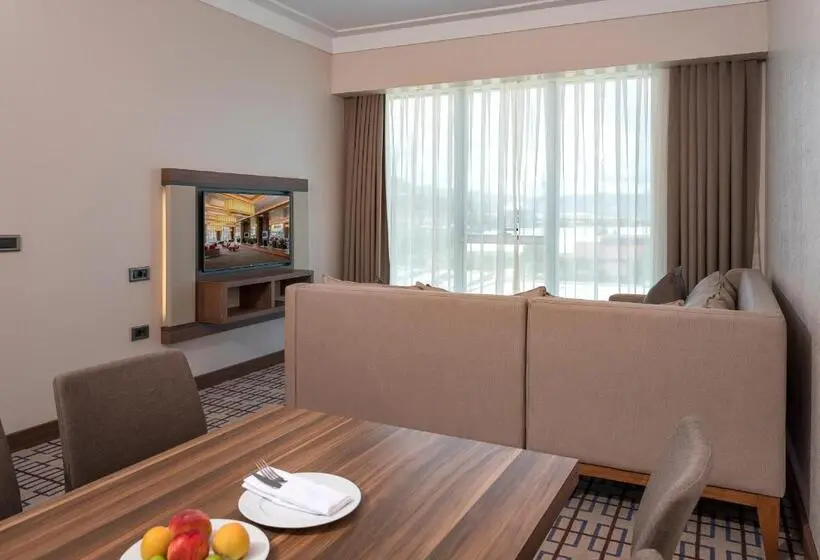 スイート, Ramada Plaza By Wyndham Rize