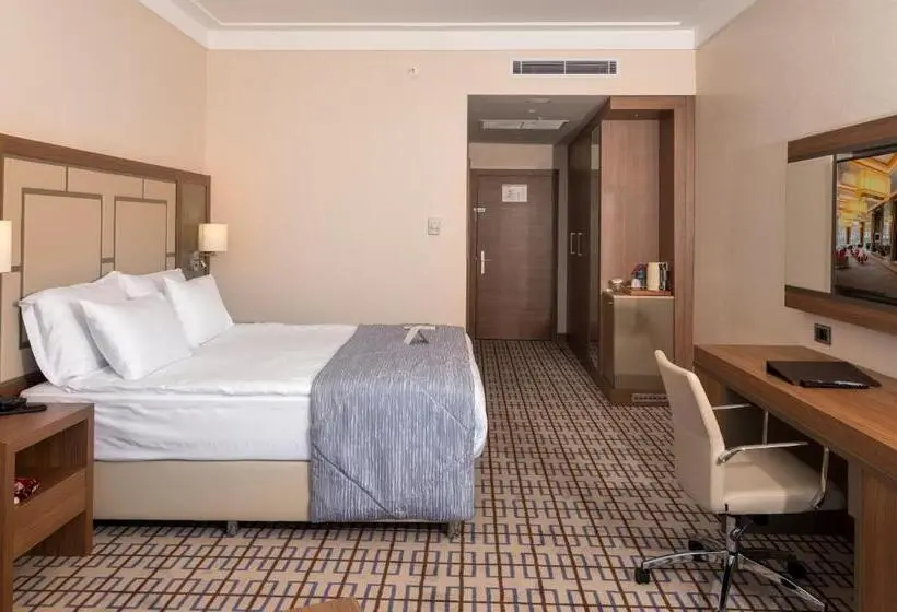 オーシャンビュースタンダードルーム, Ramada Plaza By Wyndham Rize