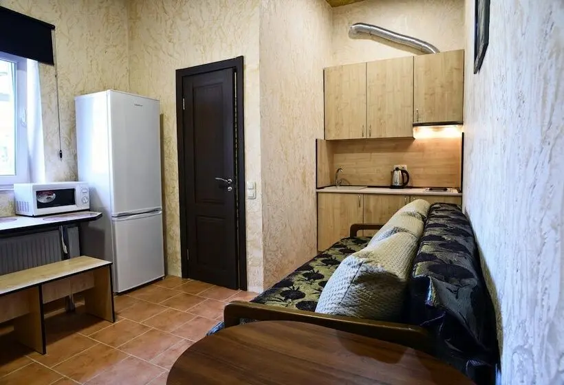 Apartament 1 Dormitor, Logovo Hostel