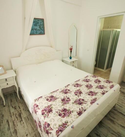 חדר סטנדרט, Aişem By Hire