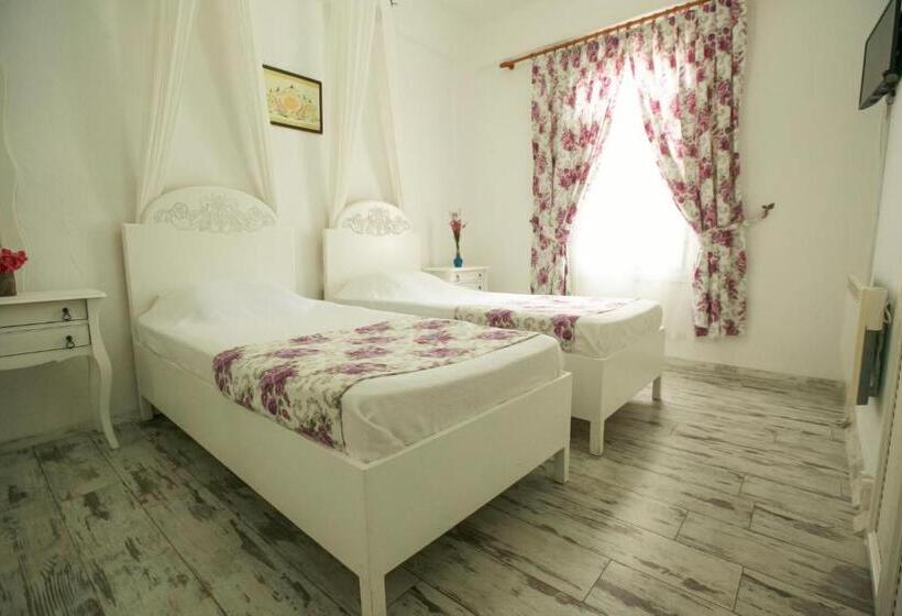 חדר סטנדרט, Aişem By Hire