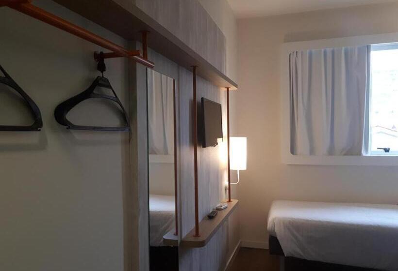 Apartament 1 Sypialnia, Ibis Budget Divinopolis