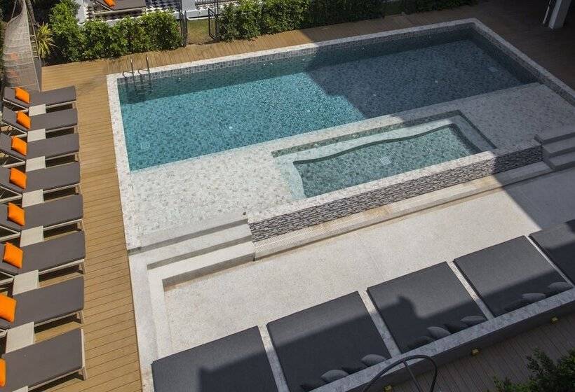 带泳池景观的优质房间, Le Thatluang D Or Boutique