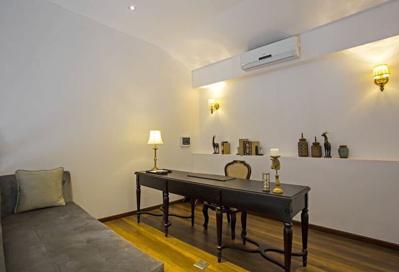 复式套房, Le Thatluang D Or Boutique