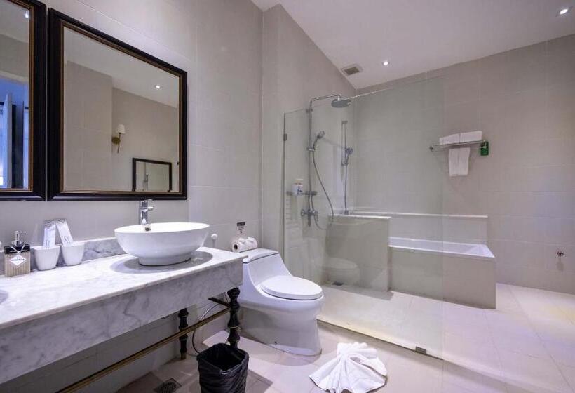 带泳池景观的优质房间, Le Thatluang D Or Boutique